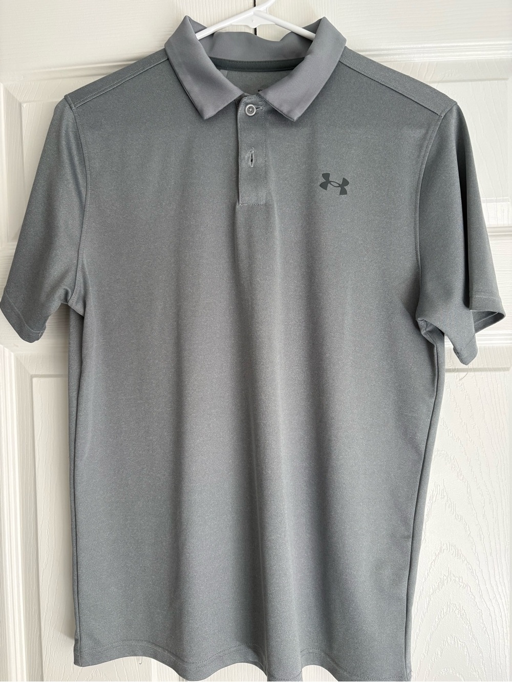 Under Armour Boy YXL Gray Performance Polo